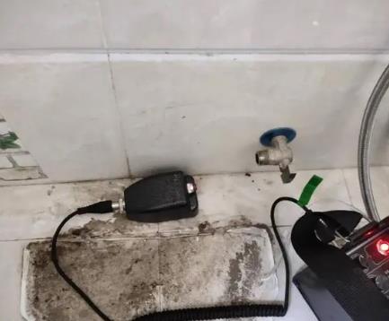红旗屋顶漏水维修公司分享下卫生间漏水的危害及解决方法
