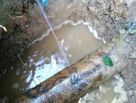 红旗楼顶漏水维修公司分享下漏水检测的原理